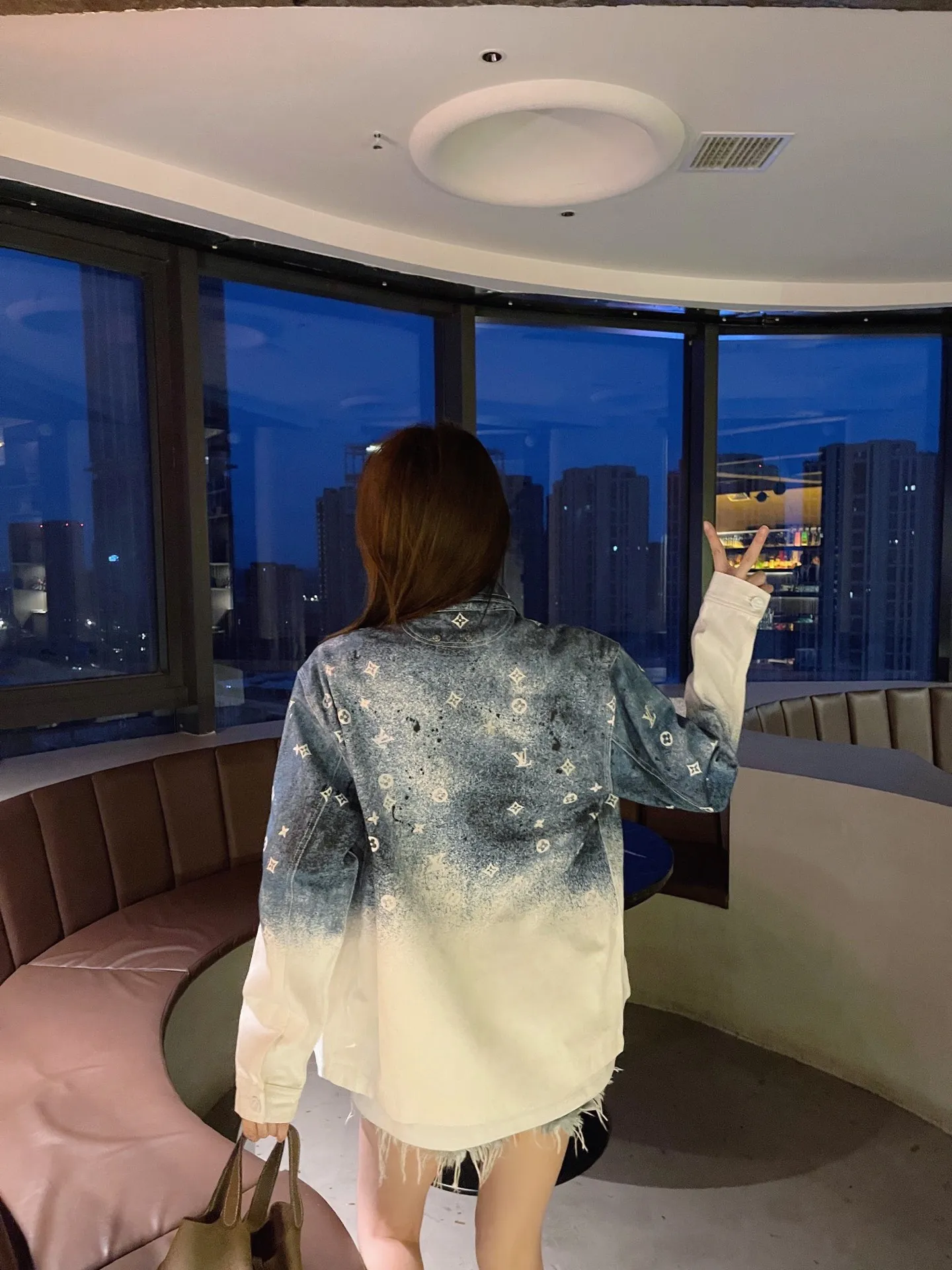 Louis Vuitton/Louis Vuitton Starry Sky Rendering Old Floral Gradient Denim Shirt Jacket